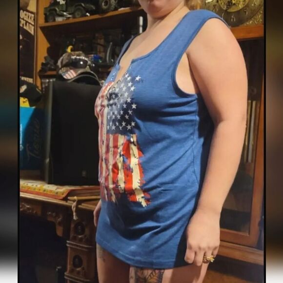 Women's American Flag Print Tank Top - Picture 6 of 8